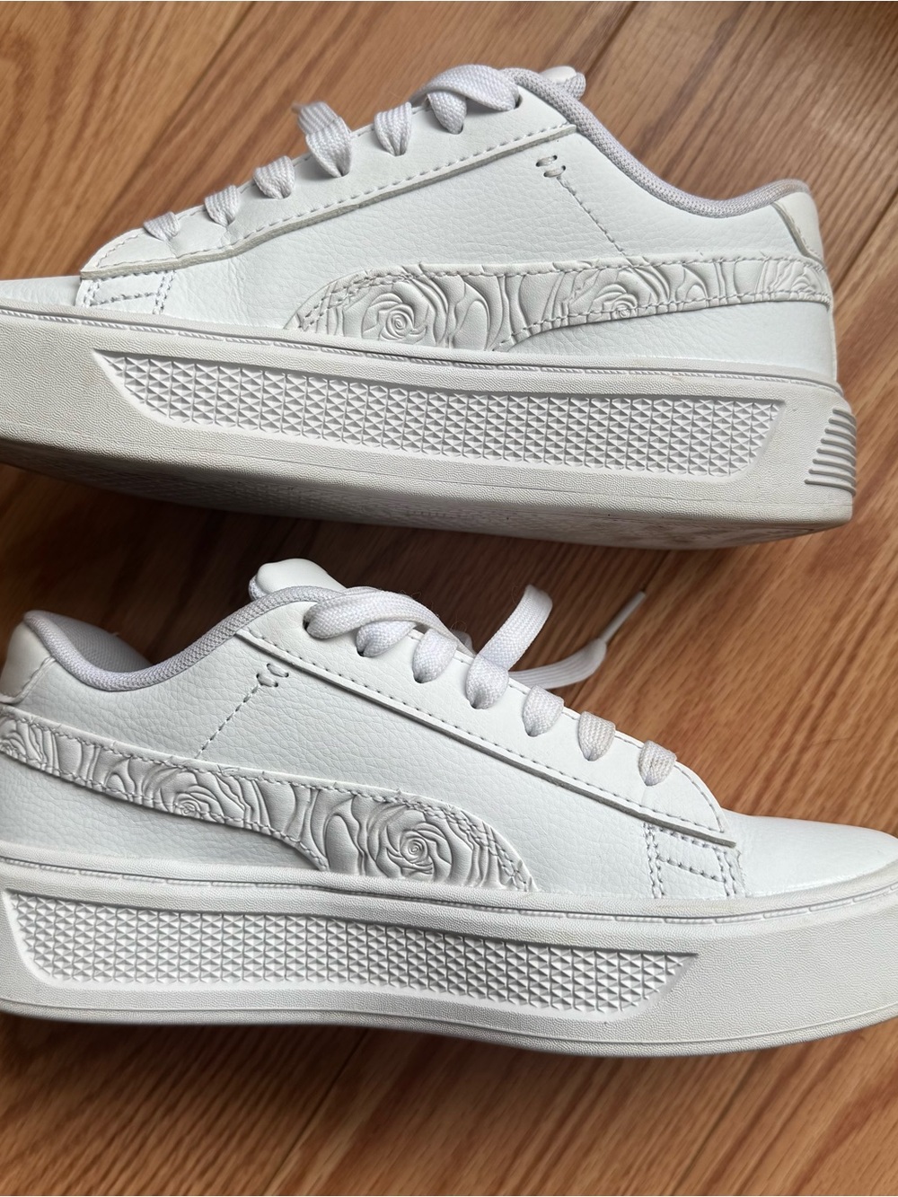 Puma White Low-Top Sneakers with Rose Detail - Picture 3 of 9